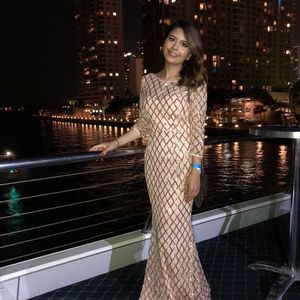 Meet your Posher, Farzana